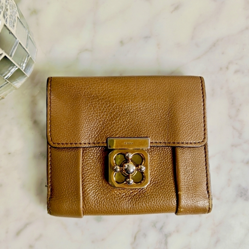 Chloé Vintage Tan Leather Elsie Compact Wallet With Twist Turn Lock (w/COA) - Picture 7 of 16